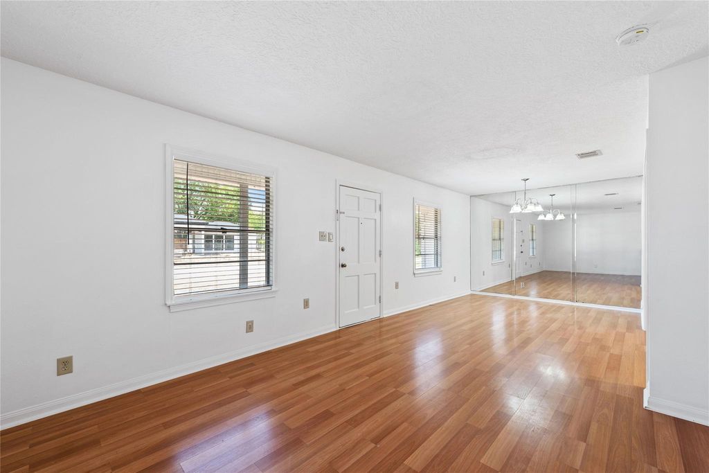 Photo of 1510 Afton Street, Houston, TX 77055 (MLS # 57705011)