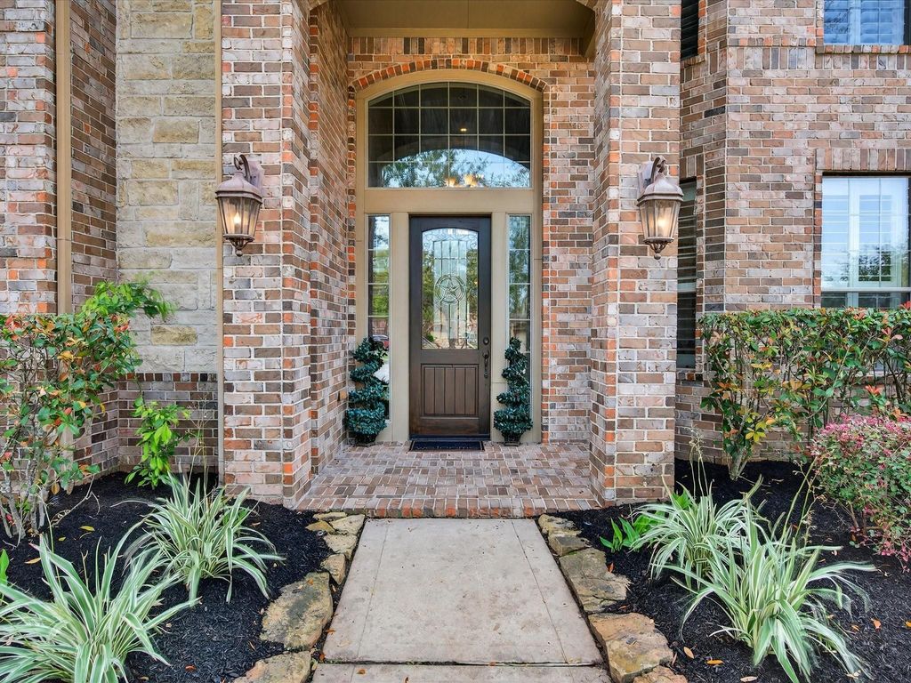 Photo of 5330 Briarwick Meadow Lane, Sugar Land, TX 77479 (MLS # 36188703)