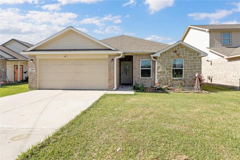Photo of 1714 Avenue J, Danbury, TX 77534 (MLS # 83261717)