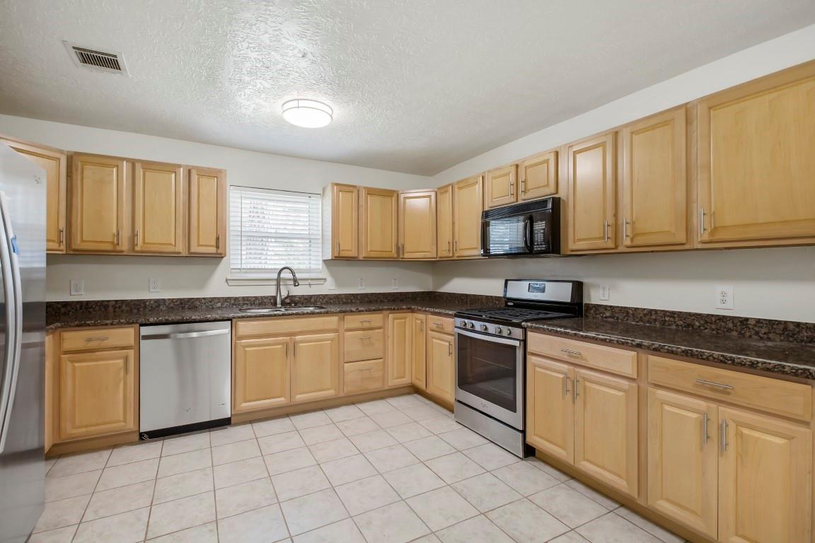 3203 Willie Way
