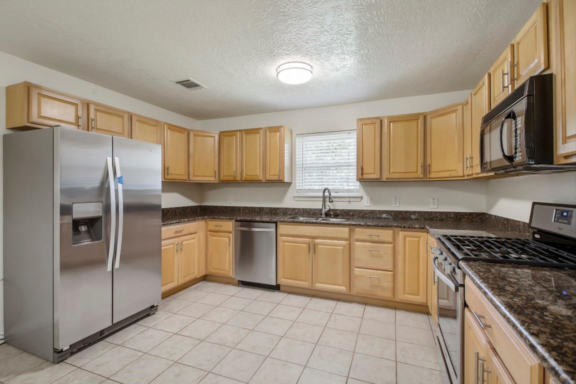 3203 Willie Way