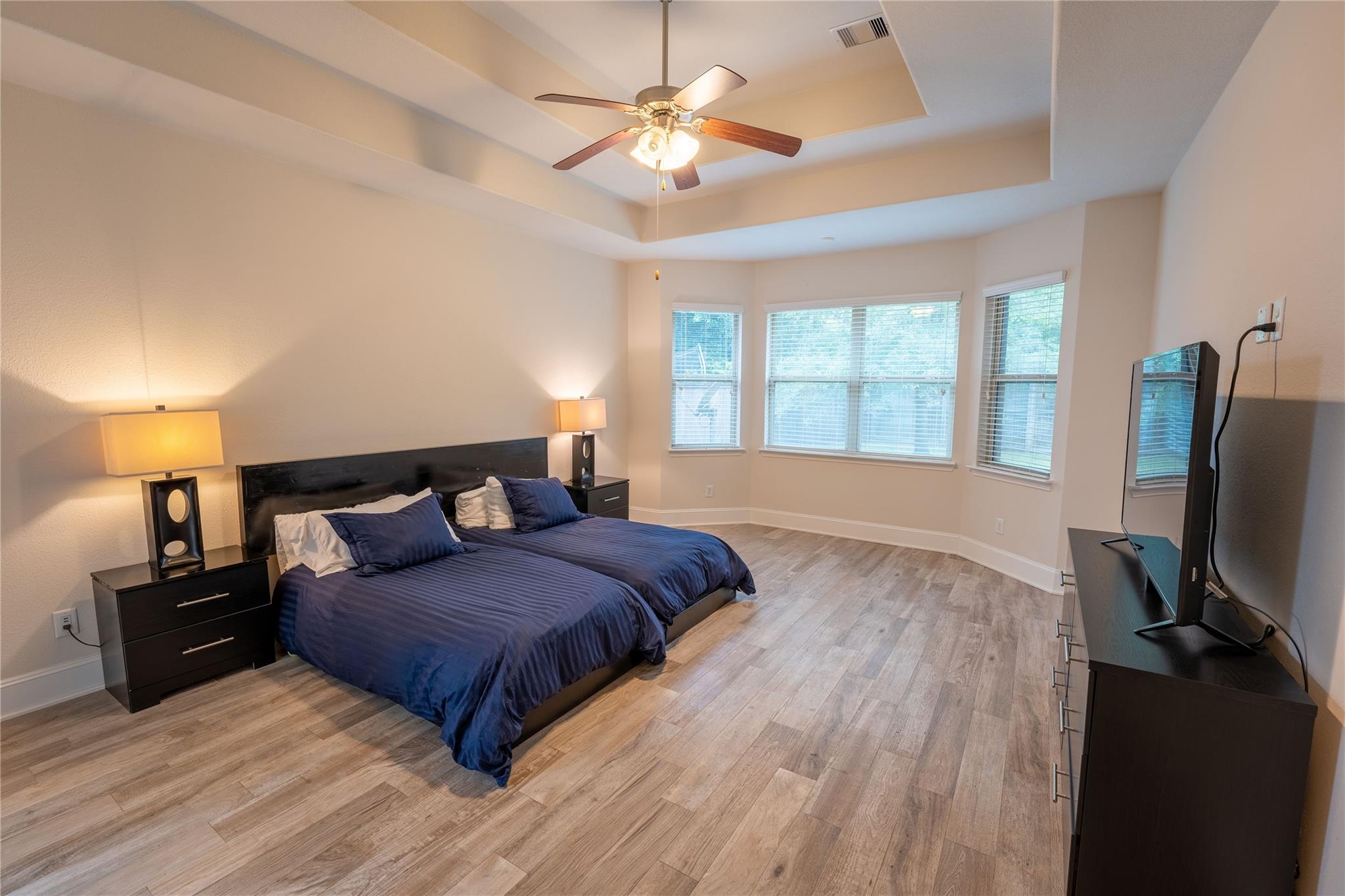 143 W Wading Pond Circle