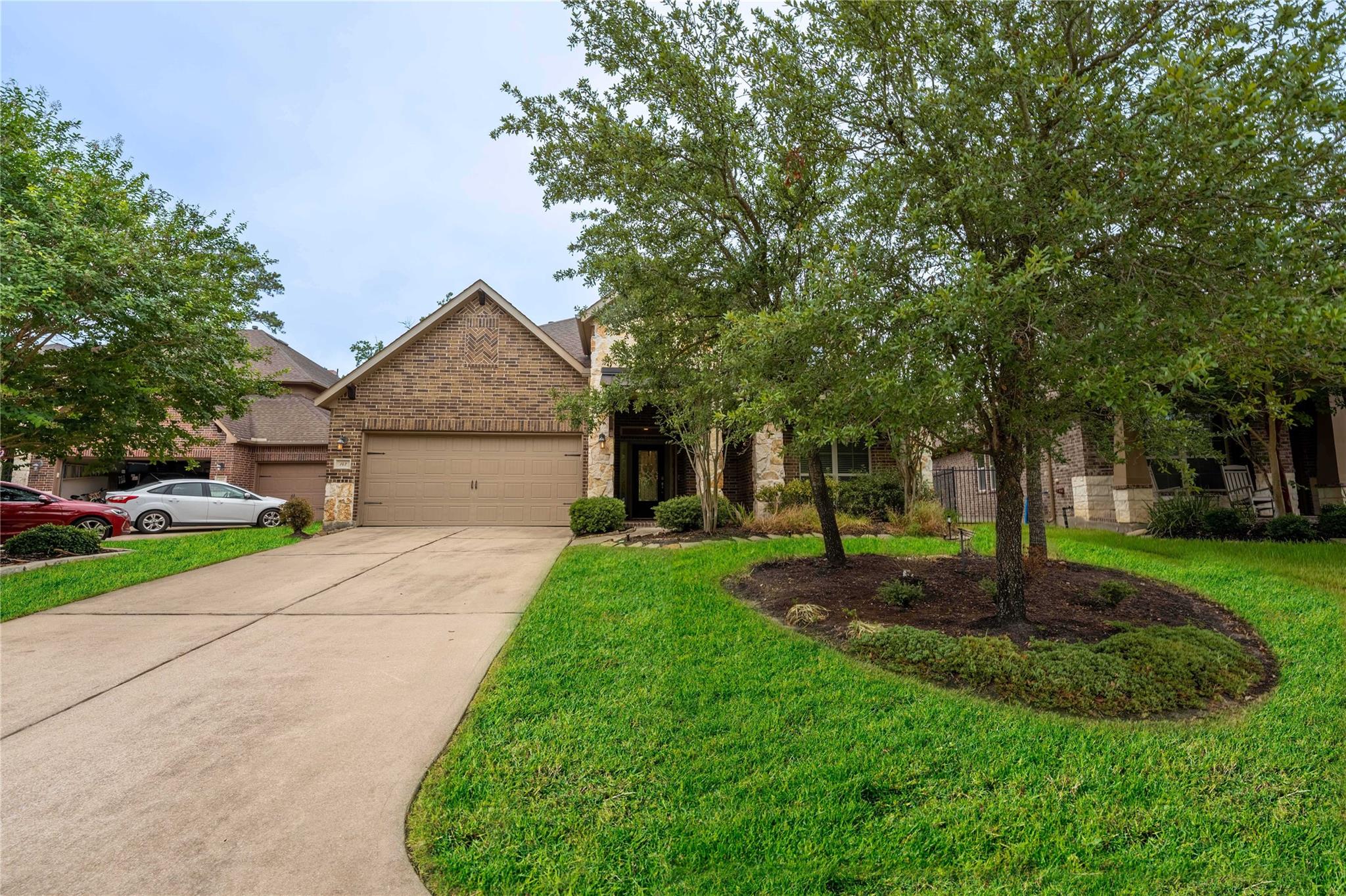 143 W Wading Pond Circle