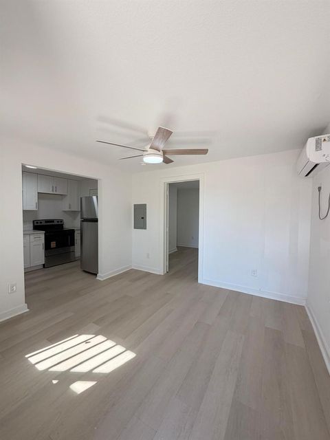 Photo of 201 Lowery Street #3, Port Lavaca, TX 77979 (MLS # 61424873)