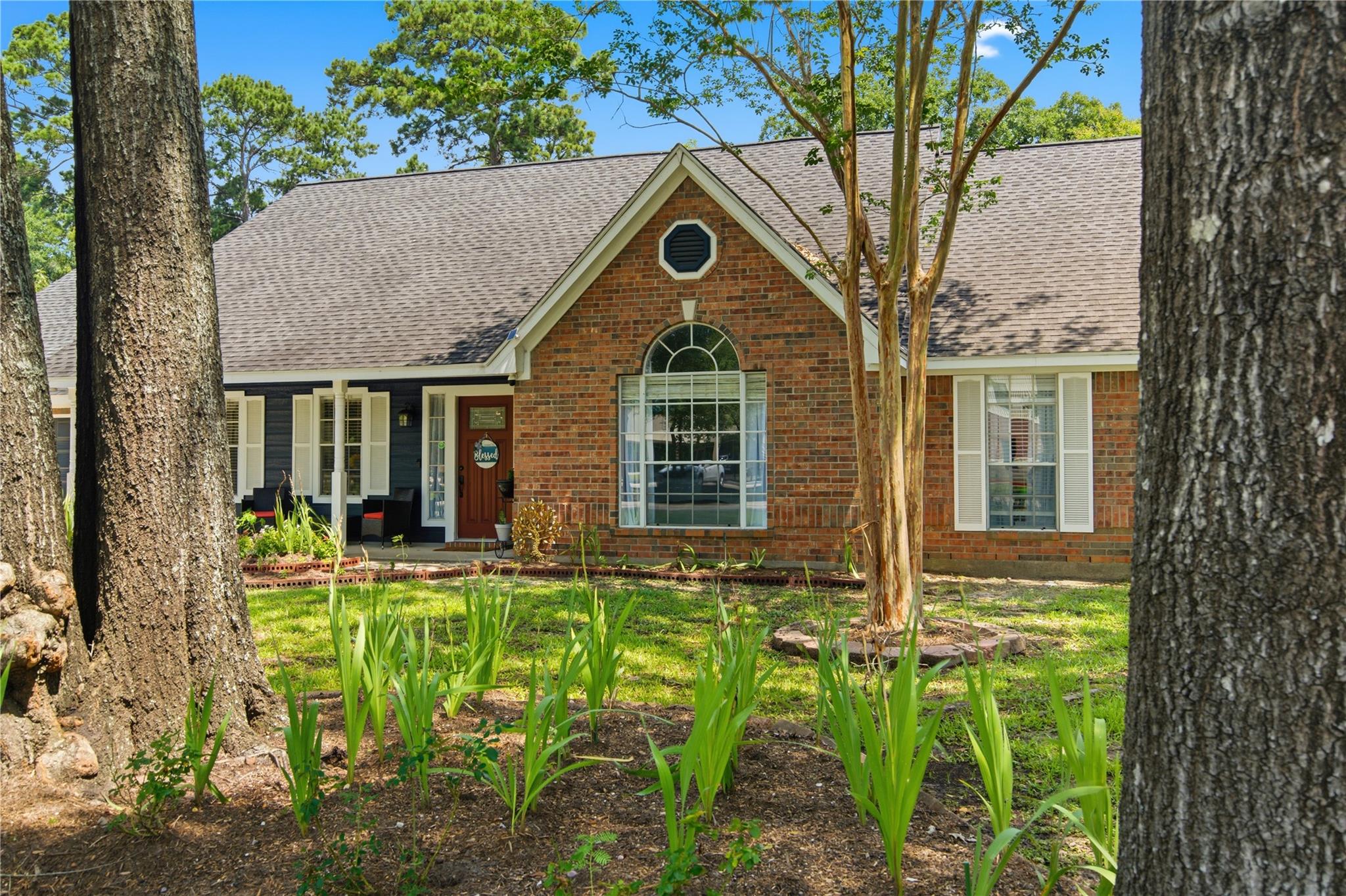 423 E Oak Hill Drive