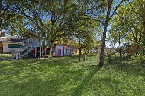 Tiny photo for 11902 Dover Street, Houston, TX 77031 (MLS # 62898886)