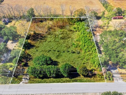 Tiny photo for 11902 Dover Street, Houston, TX 77031 (MLS # 62898886)