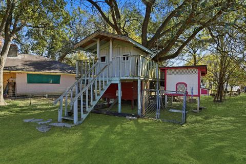 Tiny photo for 11902 Dover Street, Houston, TX 77031 (MLS # 62898886)