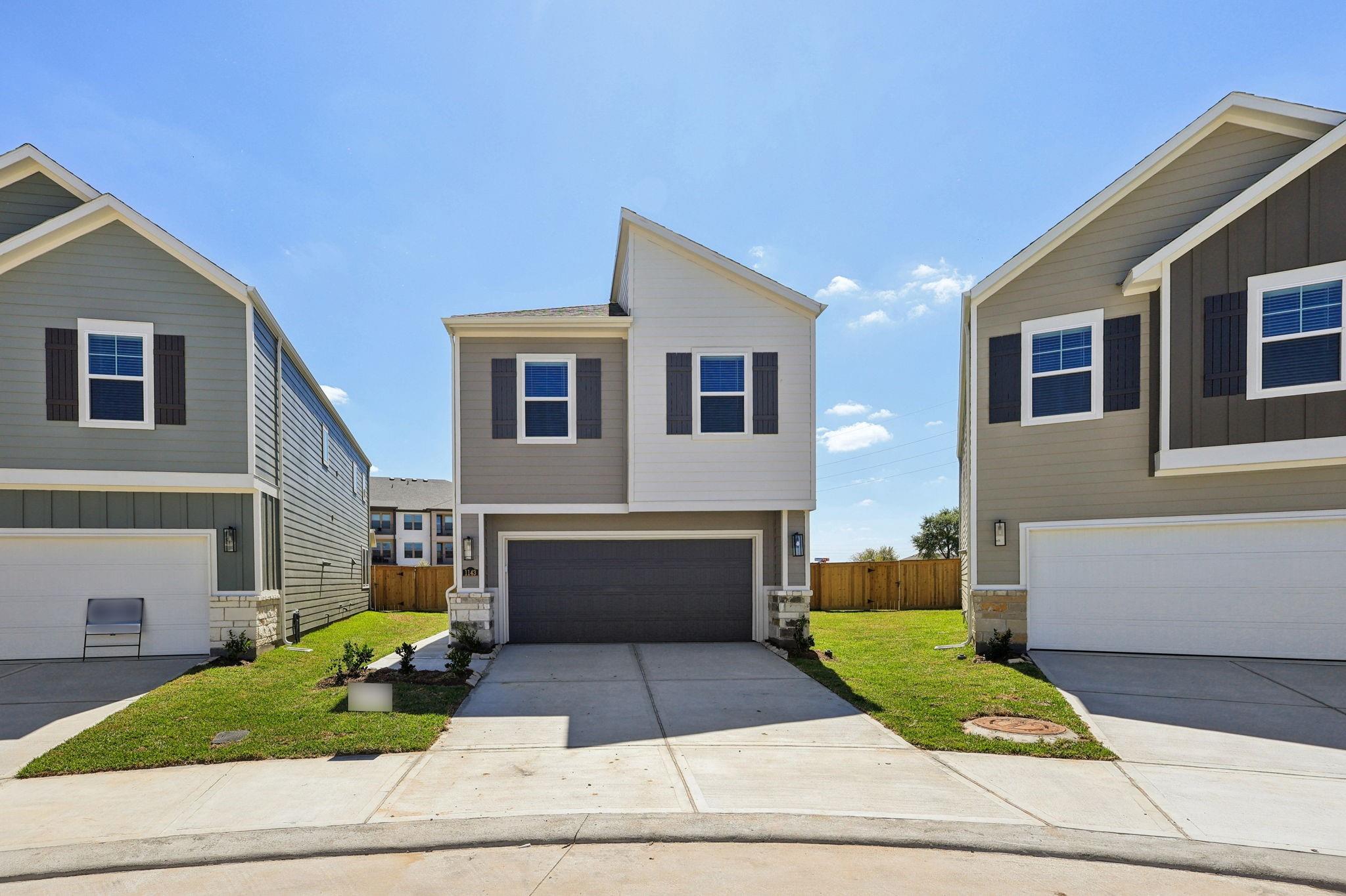 1143 Cedar Place Lane