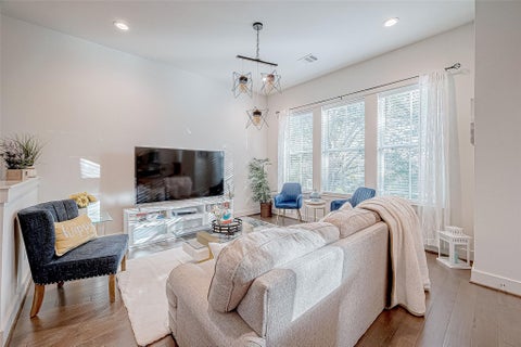 Tiny photo for 6021 Cypress Street, Houston, TX 77074 (MLS # 11416255)