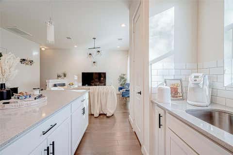 Tiny photo for 6021 Cypress Street, Houston, TX 77074 (MLS # 11416255)