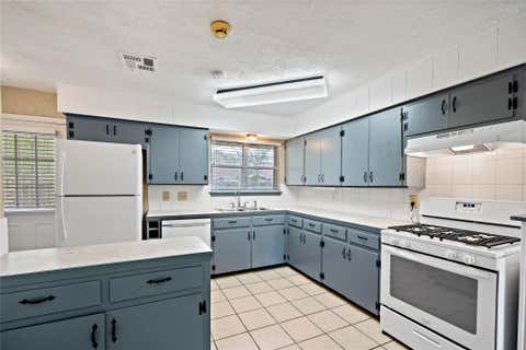 Photo of 4310 Ebbtide Drive, Houston, TX 77045 (MLS # 44512244)
