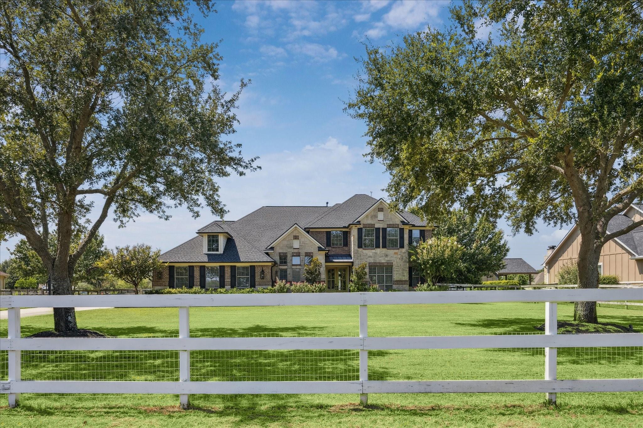 1751 Wild Mustang Canyon Lane