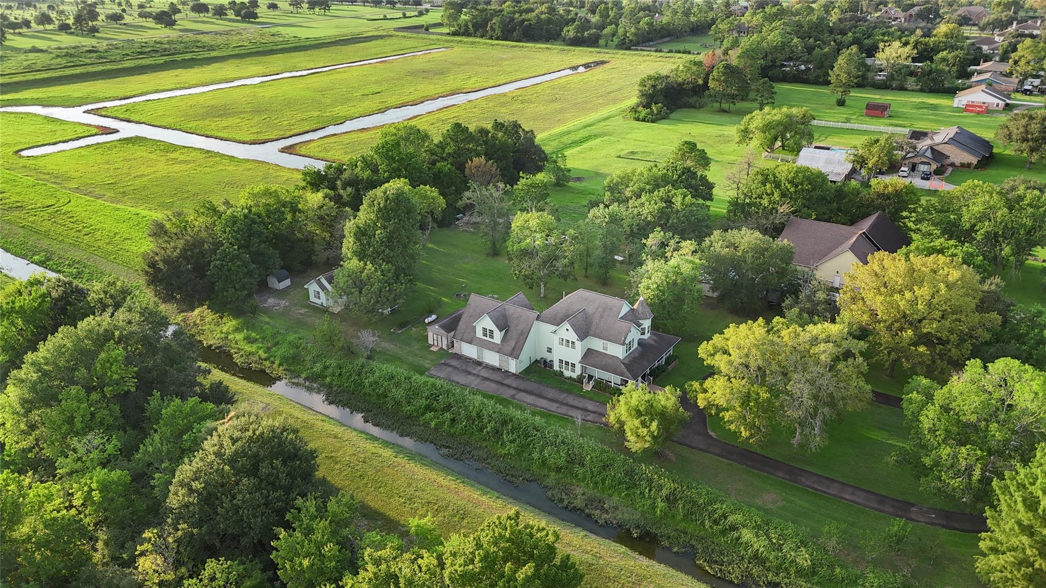 2350 Hawk Meadows