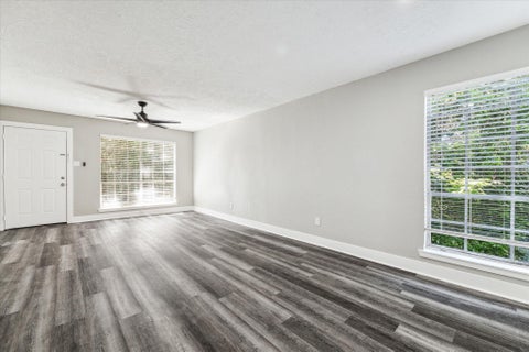 Photo of 2790 W T C Jester Boulevard #52, Houston, TX 77018 (MLS # 78726828)