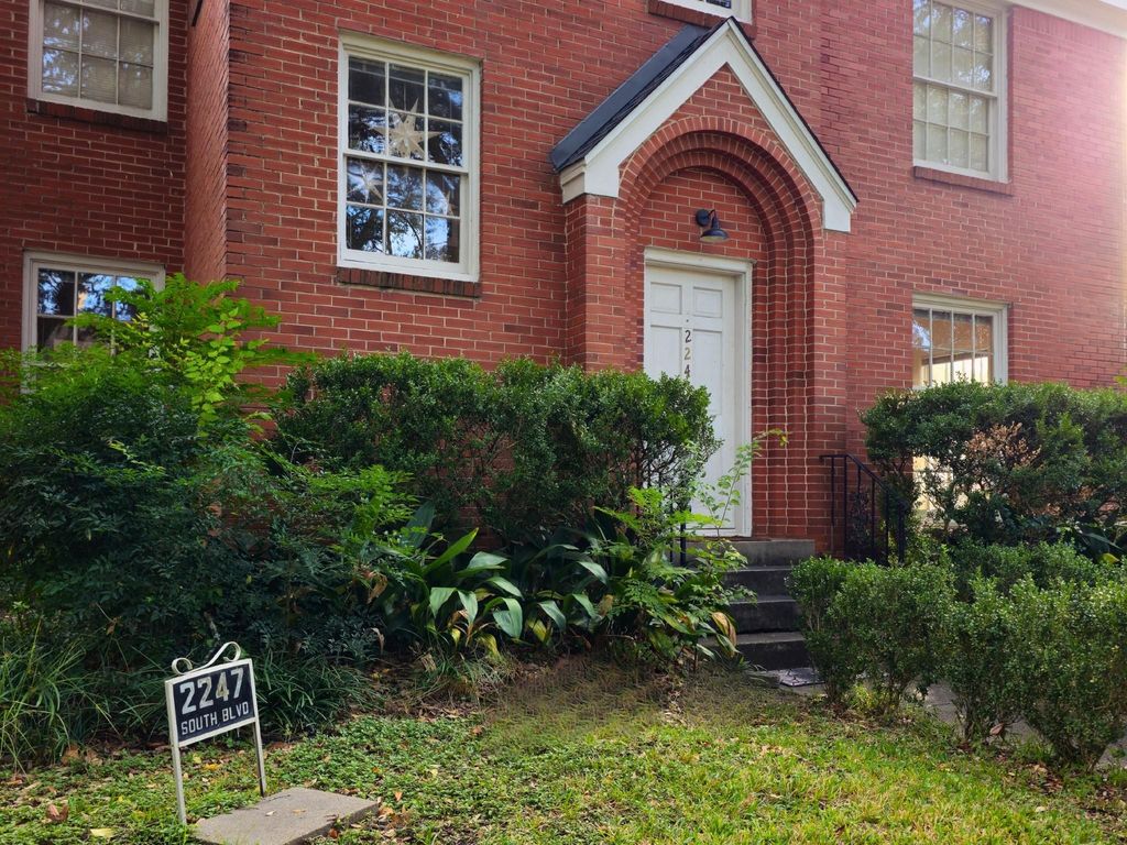 Photo of 2247 South Boulevard #1, Houston, TX 77098 (MLS # 87530769)