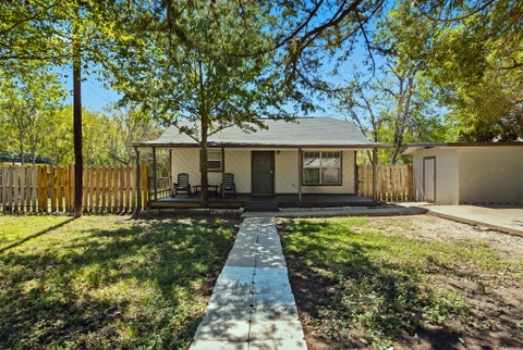 Photo of 1527 Boone Street, Bryan, TX 77803 (MLS # 53850874)