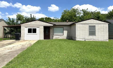 Photo of 8227 St Lo Road, Houston, TX 77033 (MLS # 14652458)