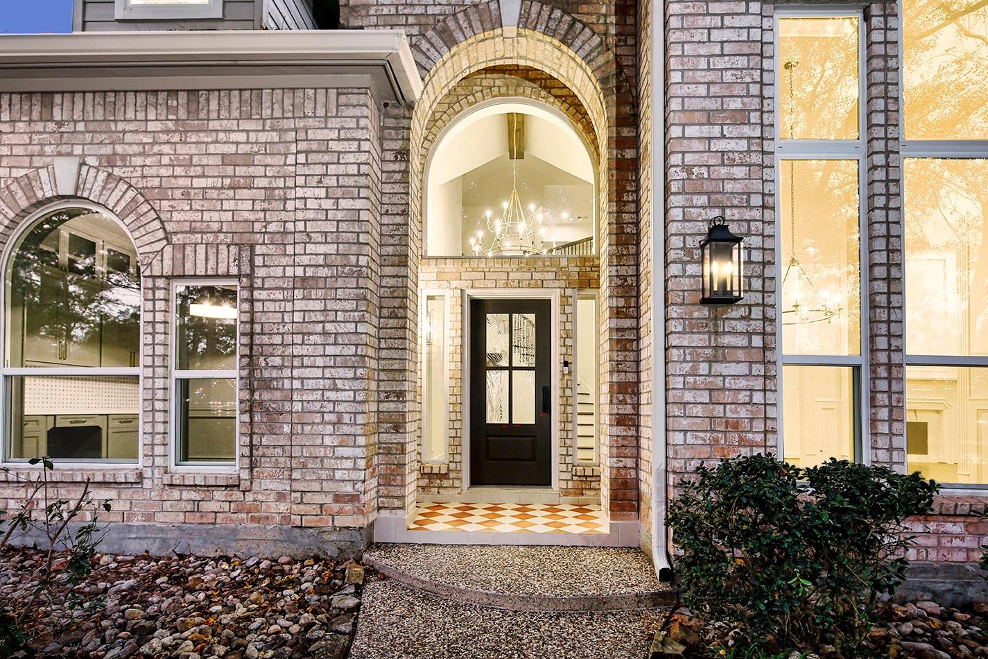 170 Golden Shadow Circle