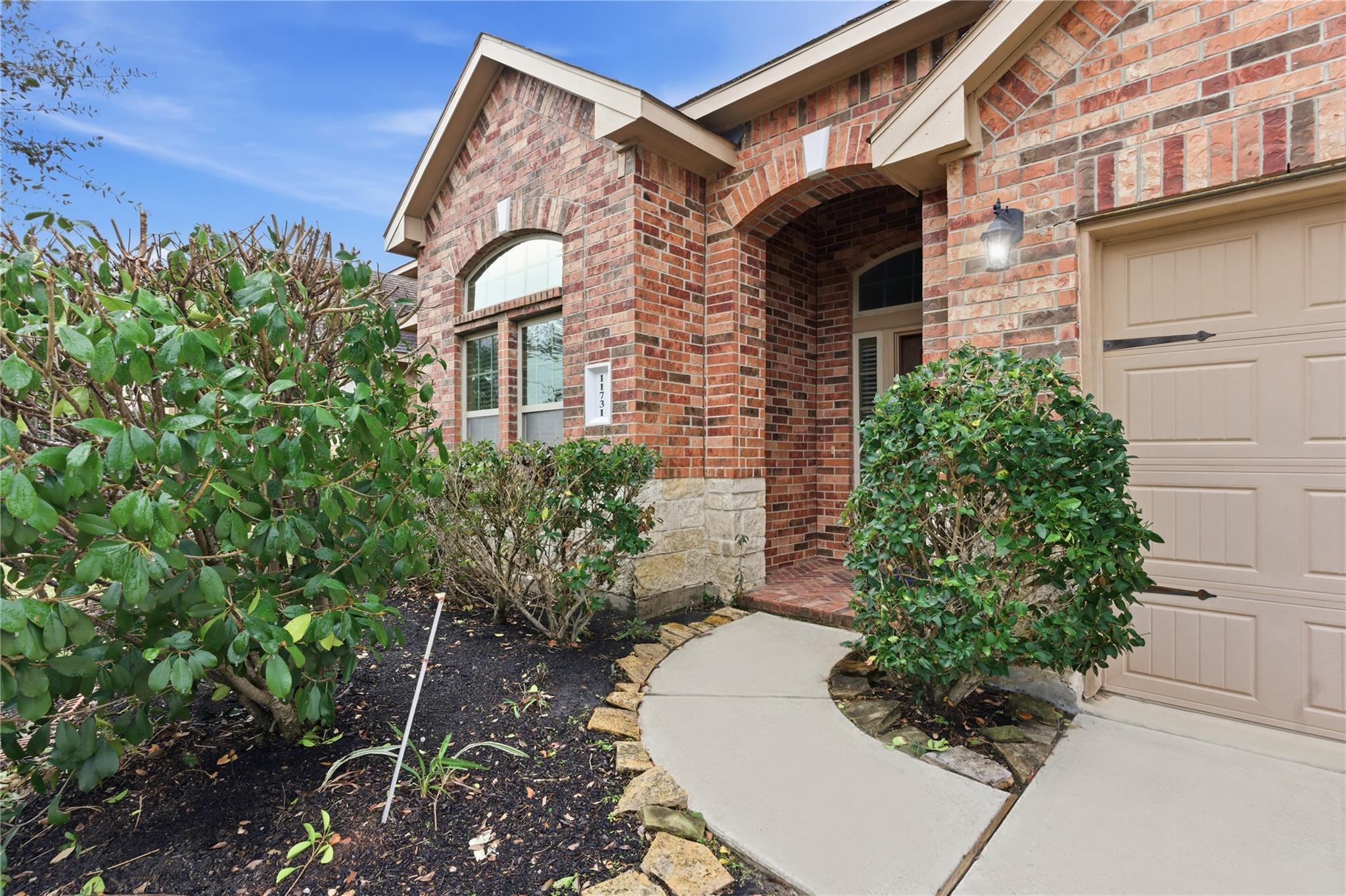 11731 Giovanni Lane
