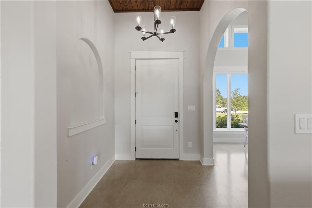 6477 Ridgeview Estates Lane