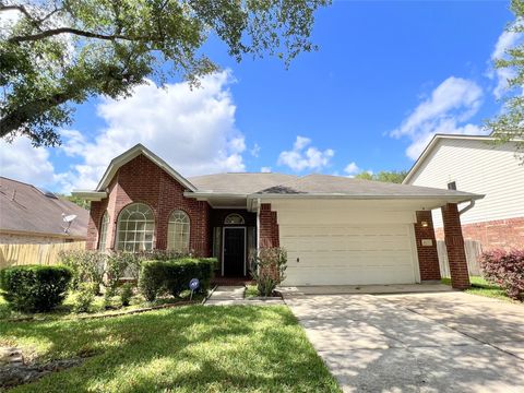 Photo of 4723 Silverlake Drive, Sugar Land, TX 77479 (MLS # 13852141)