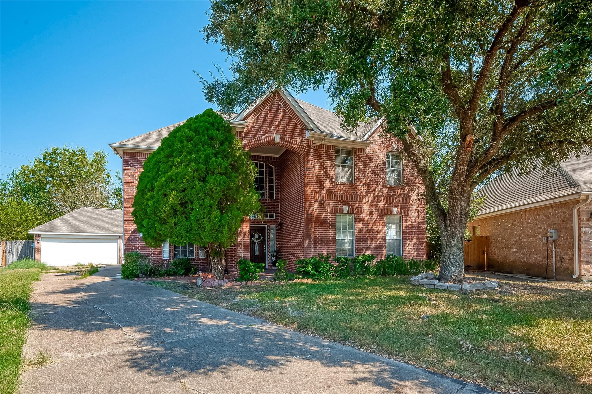 2907 Little Branch Court