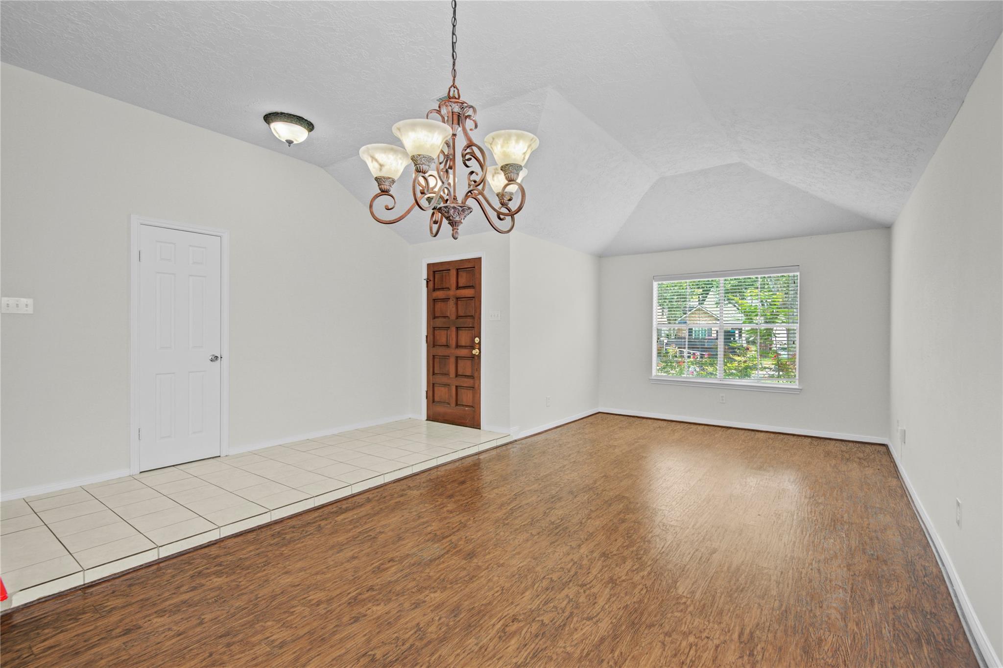 3806 Carya Circle
