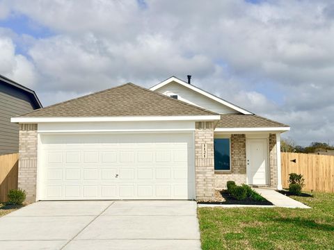 Photo of 1121 Live Oak Avenue, Bay City, TX 77414 (MLS # 51111468)