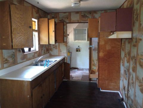 Tiny photo for 202 Miller Street, Smithville, TX 78957 (MLS # 41366234)