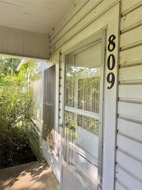 Tiny photo for 809 W Elder ST, Colmesneil, TX 75938 (MLS # 71316153)