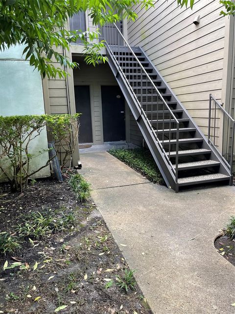 Photo of 10053 Westpark Drive #325, Houston, TX 77042 (MLS # 5339762)