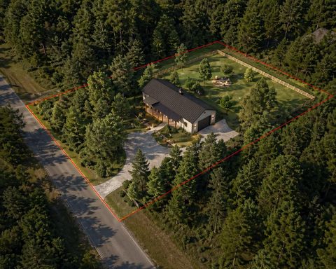Photo of 5 Feldspar Lane, Huntsville, TX 77340 (MLS # 26076919)