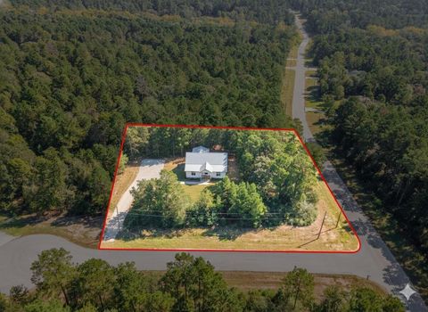 Photo of 5 Feldspar Lane, Huntsville, TX 77340 (MLS # 26076919)