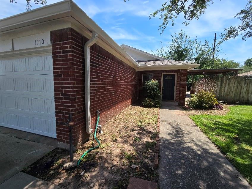 1110 Greencroft Street