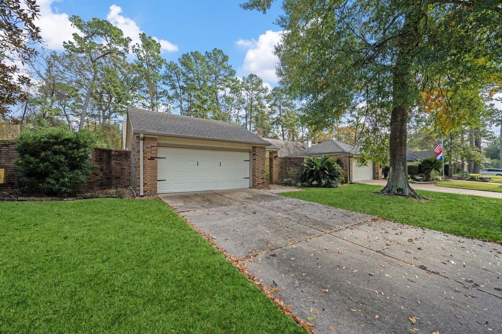 Photo of 3330 Beech Point Drive, Kingwood, TX 77345 (MLS # 95534623)