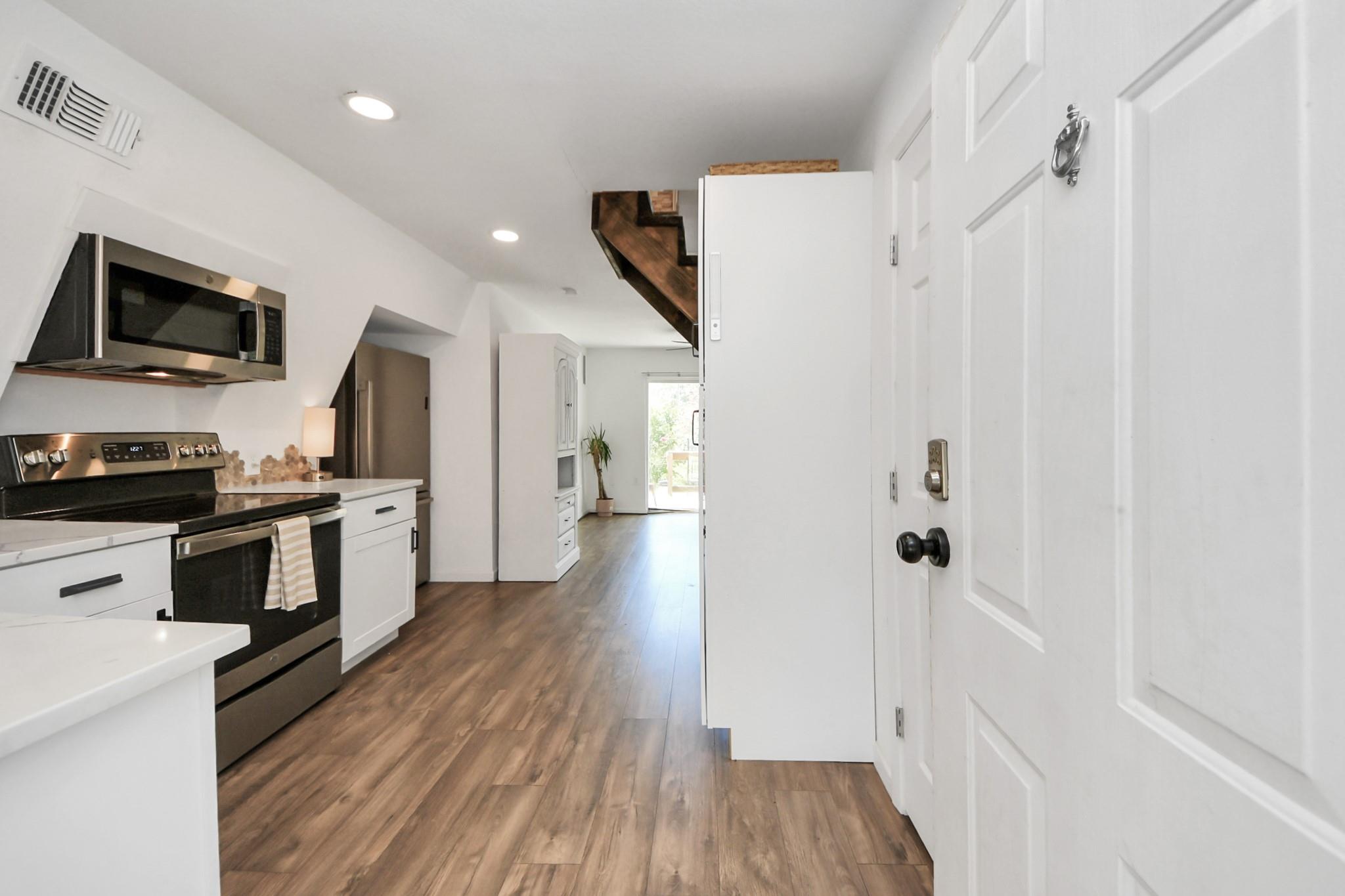 9563 Darkwood Street