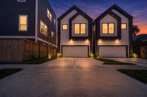 Photo of 3036 Mcgowen Street, Houston, TX 77004 (MLS # 10095199)