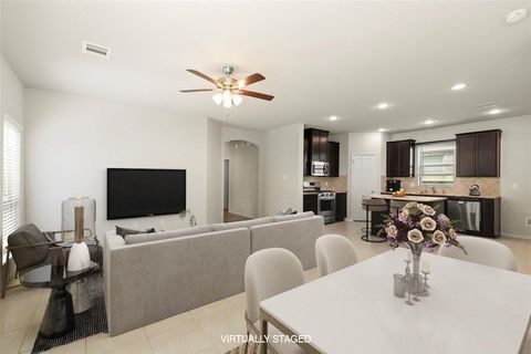 Photo of 1333 Red Hills Drive, Rosharon, TX 77583 (MLS # 38862401) Photo of 1333 Red Hills Drive, Rosharon, TX 77583 (MLS # 38862401)