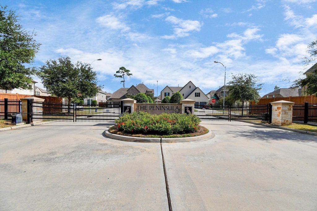 Photo of 16922 Burke Lake Lane, Houston, TX 77044 (MLS # 69738839)