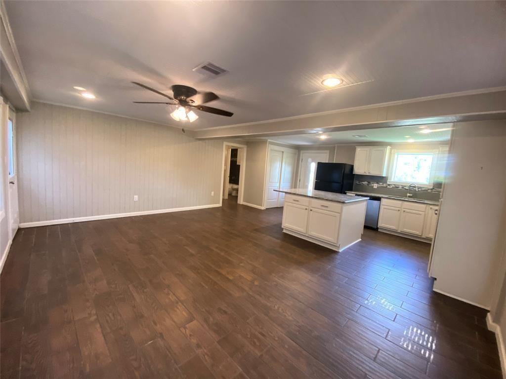 329 Veselka Road