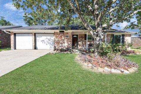 15719 Bougainvilla Lane Friendswood TX 77546