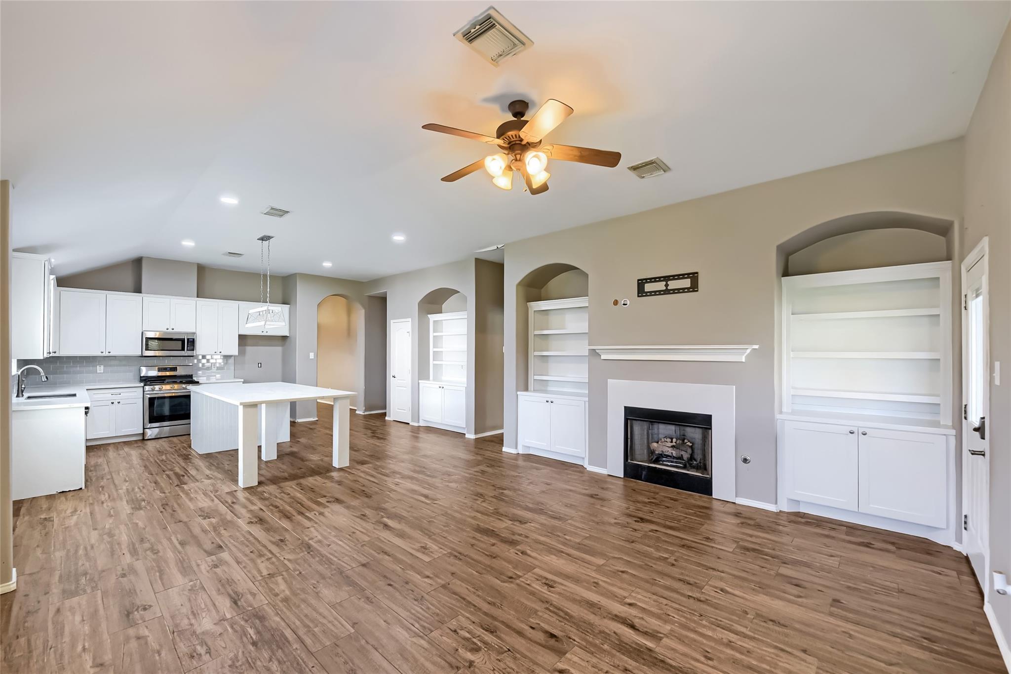 2402 Comal Drive