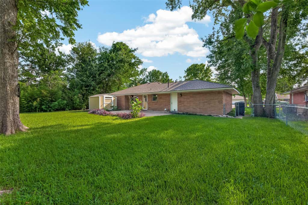 Photo of 3402 Cameo Drive, Houston, TX 77080 (MLS # 7045179)