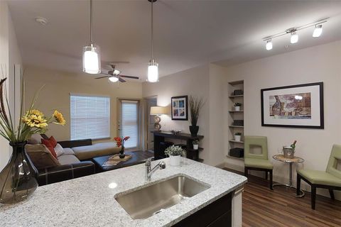Apartment For Rent - 8520 Madie Dr Dr #2205<br/> Houston, TX 77022