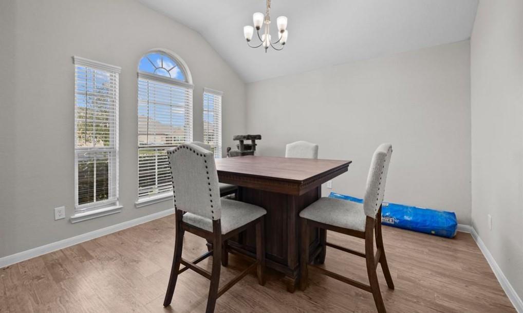 689 Forest Bend Lane
