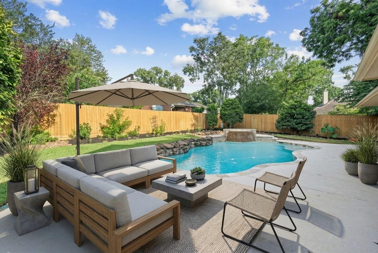 214 Lake View Circle