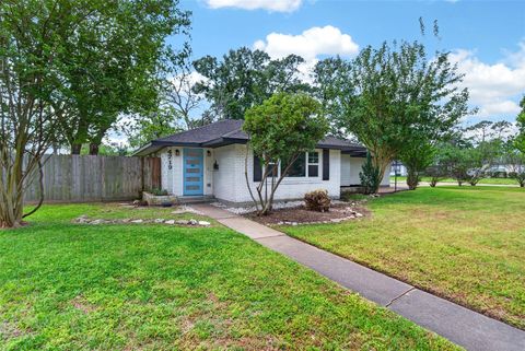Tiny photo for 4719 Nina Lee Lane, Houston, TX 77092 (MLS # 18721589)