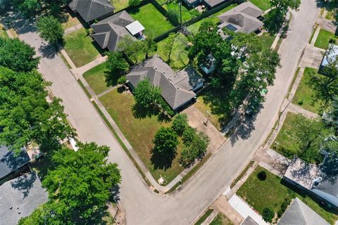 Tiny photo for 4719 Nina Lee Lane, Houston, TX 77092 (MLS # 18721589)