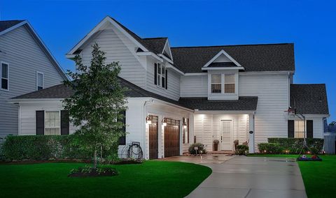 2205 Salt Grass Trail Conroe TX 77384